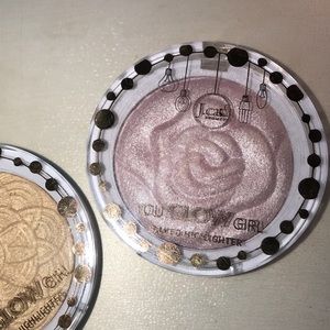 J Cat beauty highlighter in the shade Bella Rose